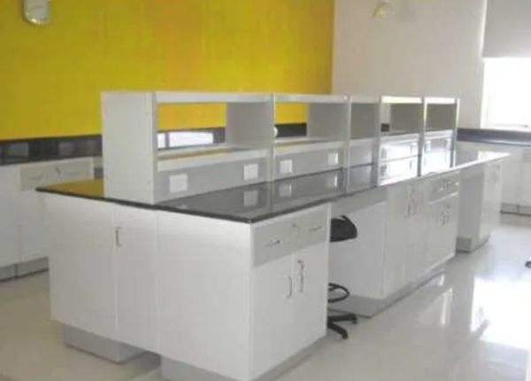 school lab table